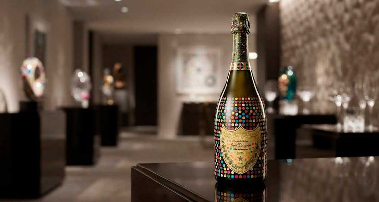 Эстетика коллекционирования: Как бутылки шампанского Dom Pérignon и Дэмиен Хёрст стирают грань между искусством и премиальным алкоголем